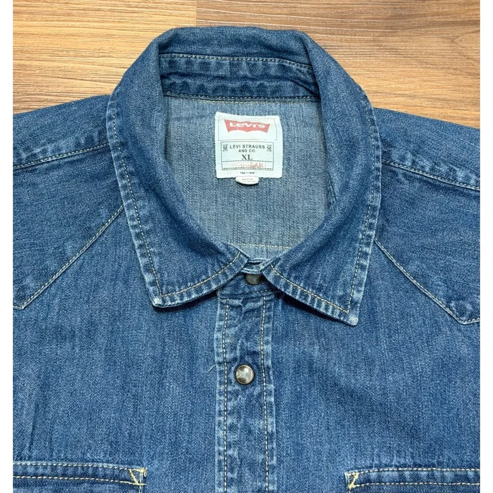 Levis Shorthorn Sawtooth Western Denim Shirt Medium Wash Pearl Snap Men's Sz XL